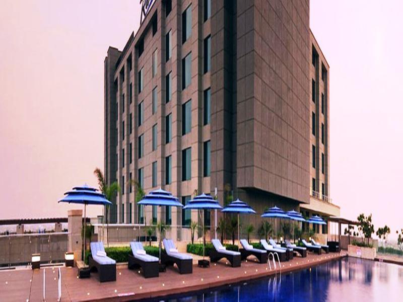 Radisson Blu Hotel New Delhi Paschim Vihar Exterior foto The Park, New Delhi